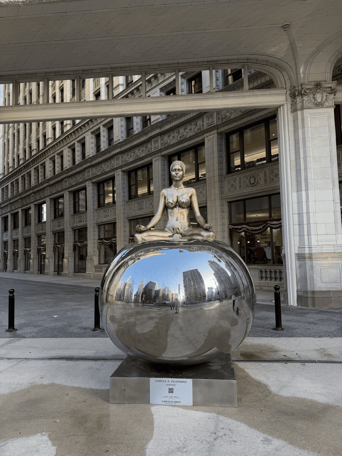 Reflective sphere sculpture